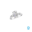Pārdod Graff Promise Emerald Cut Diamond Engagement Ring
