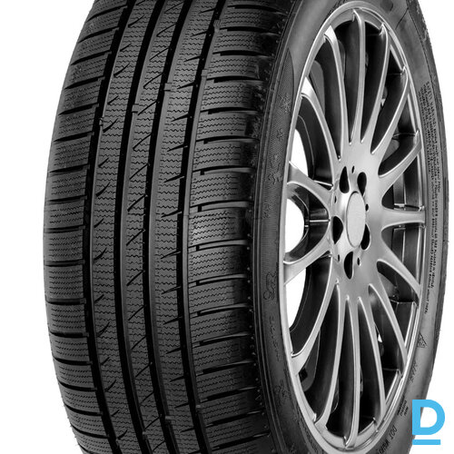 ATLAS POLARBEAR UHP 235 45 R17 97V