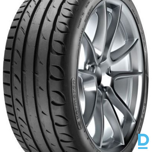 KORMORAN ULTRA HIGH PERFORMANCE 255 35 R19 96Y