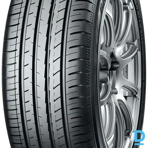 YOKOHAMA BLUEARTH-GT AE51 225 45 R17 94W