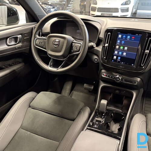 Pārdod Volvo XC40 Ultimate Dark B4 Mild Hybrid, 2.0, 2023