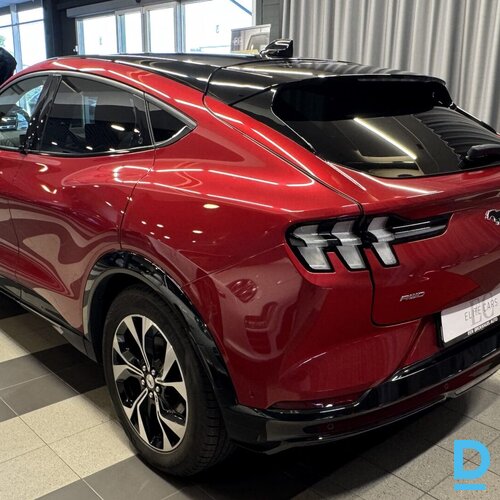 Pārdod Ford Mustand Mach-e 273kw/371zs, 2021
