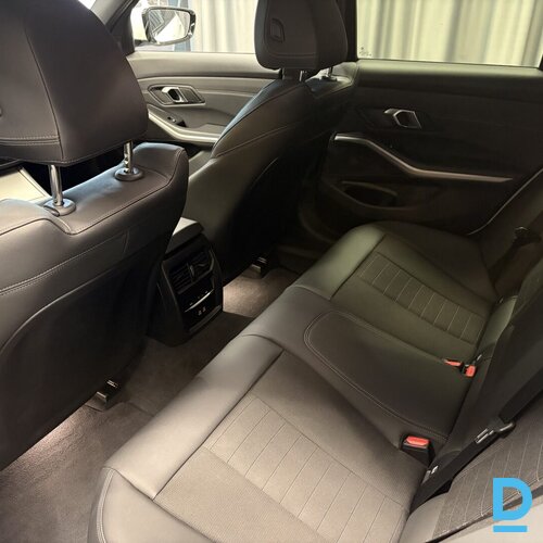 Pārdod BMW 318d Touring LCI, 2.0d, 2023