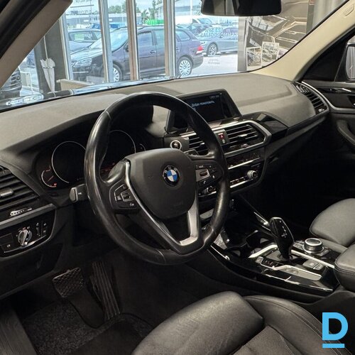 Pārdod BMW X3 2.0D, 2019