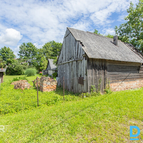 Pārdošanā 1577 m² zemes gabals ar 80 m² māju un saimniecības ēku Jelgavā.Īpašums Pārdošanā 1577 m² zemes gabals ar 80 m² māju un saimniecības ēku Jelgavā.Īpašums