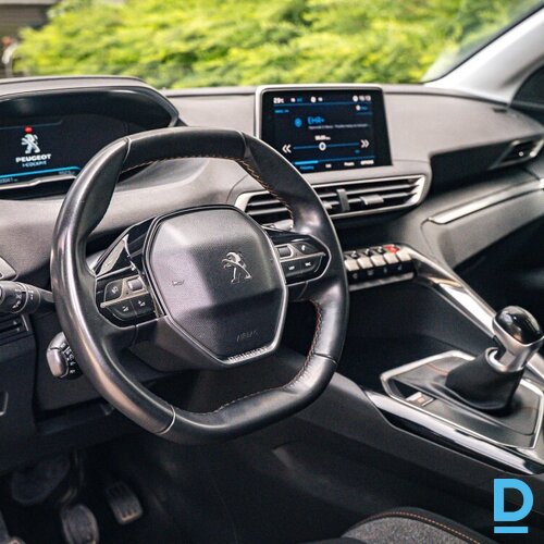 Pārdod Peugeot 3008, 1.2i, 2017