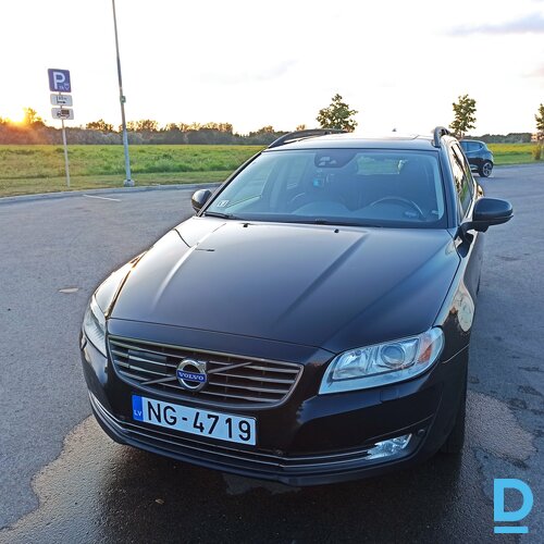 Pārdod Volvo V70, 2015