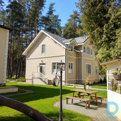 Izīrējam māju Jūrmalā, Dzintaros ilgterminā un uz vasaras periodu