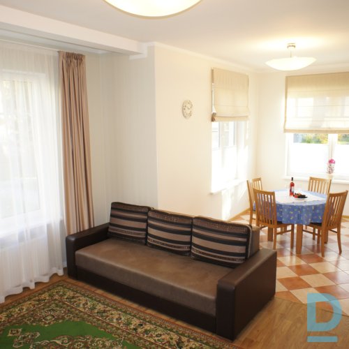 Izīrējam māju Jūrmalā, Dzintaros ilgterminā un uz vasaras periodu