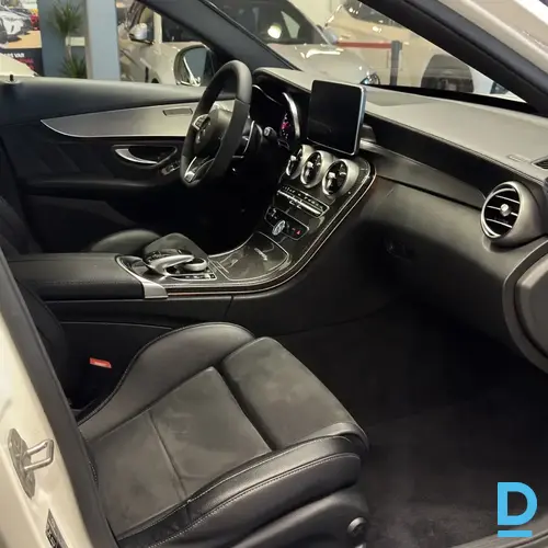 Pārdod Mercedes-Benz C63 AMG, 2017