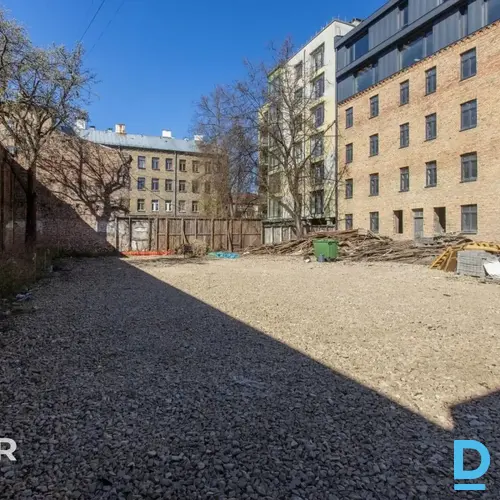Pārdošanā perspektīvs investīciju objekts – daudzdzīvokļu dzīvojamā ēka ar atvēr Pārdošanā perspektīvs investīciju objekts – daudzdzīvokļu dzīvojamā ēka ar atvēr