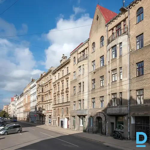 Pārdod dzīvokli Stabu iela 59