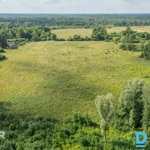Lauksaimniecības zeme 9.6ha pie ceļa Lauksaimniecības zeme 9.6ha pie ceļa