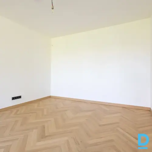 Pārdod dzīvokli Jūrmala Melluži Pumpura 3A
