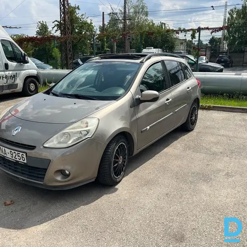 Pārdod Renault Clio, 2010 Pārdod Renault Clio, 2010
