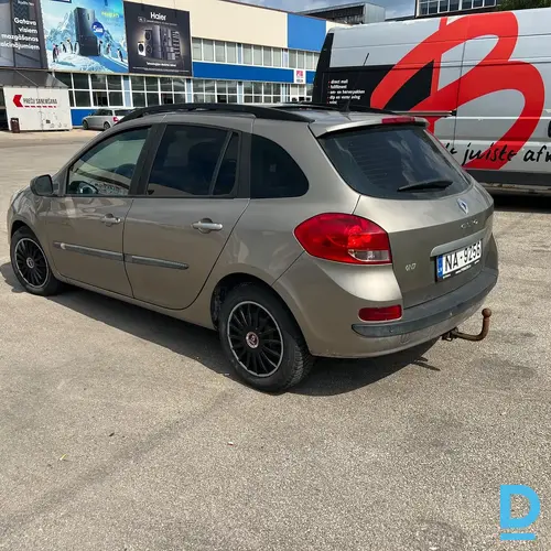 Pārdod Renault Clio, 2010 Pārdod Renault Clio, 2010