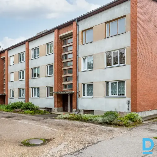3 istabu dzīvoklis Siguldā ar plašu lodžiju un autonomu apkuri. 