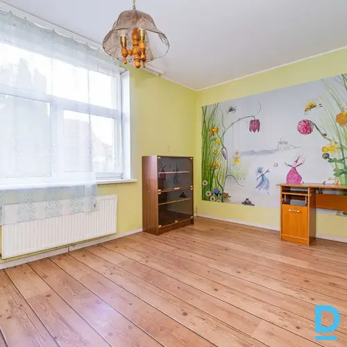 Māja ar atsevišķu atpūtas ēku, pirti un baseinu Bauskā 