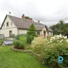 Pārdod māju Šmiti