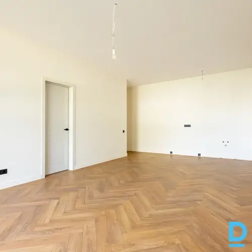 Pārdod dzīvokli Jūrmala Dzintari Ķemeru 58