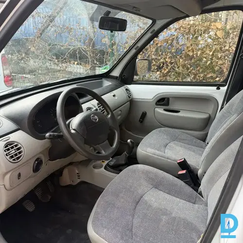 Pārdod Nissan Kubistar, 2007