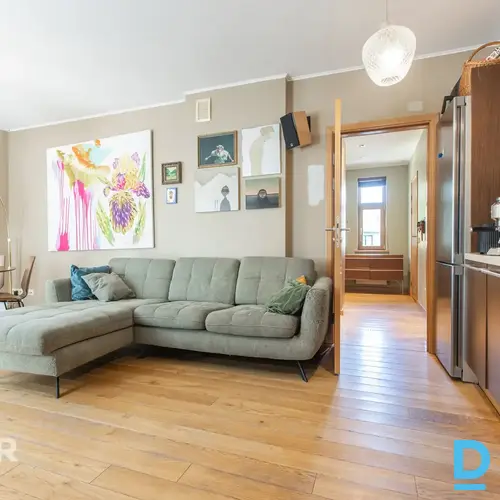 Īpašas atmosfēras piepildīts 3 istabu dzīvoklis renovētā koka mājā Jūrmalas sird Īpašas atmosfēras piepildīts 3 istabu dzīvoklis renovētā koka mājā Jūrmalas sird