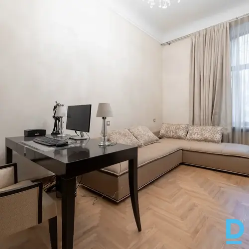 Pārdod dzīvokli Rīga Centrs Ausekļa 2 Pārdod dzīvokli Rīga Centrs Ausekļa 2