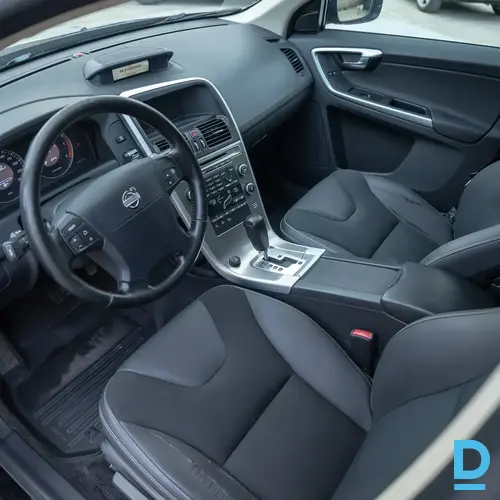No Zviedrijas Volvo XC60 AWD 2009. gada 2.4 dīzelis