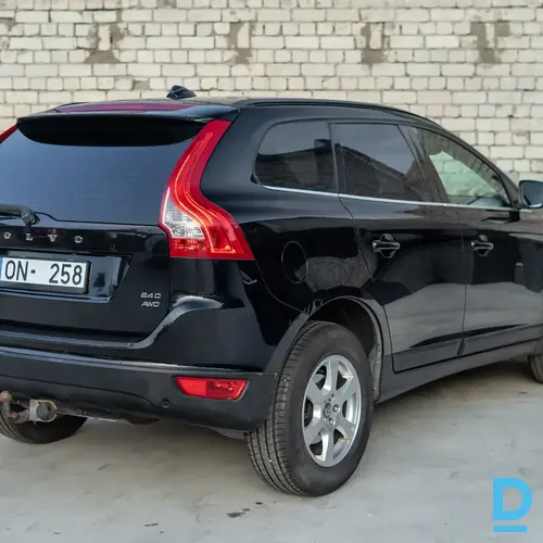 No Zviedrijas Volvo XC60 AWD 2009. gada 2.4 dīzelis