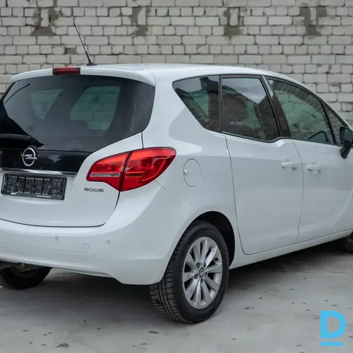 Opel Meriva 2015.gada 1.6 dīzelis Opel Meriva 2015.gada 1.6 dīzelis