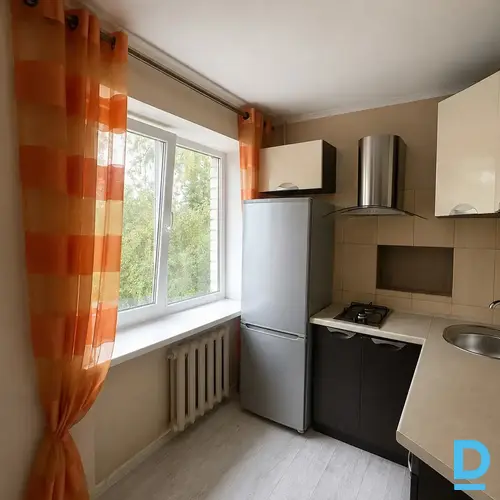 Pārdod dzīvokli Raunas iela 37