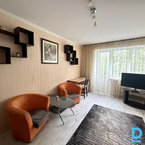 Pārdod dzīvokli Raunas iela 37