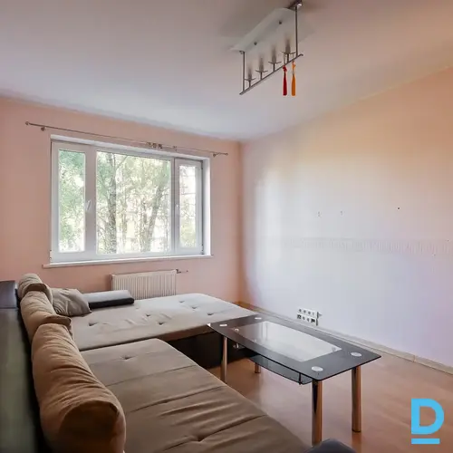 Pārdod dzīvokli Tallinas iela 44