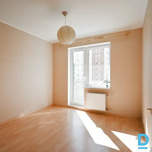 Pārdod dzīvokli Tallinas iela 44