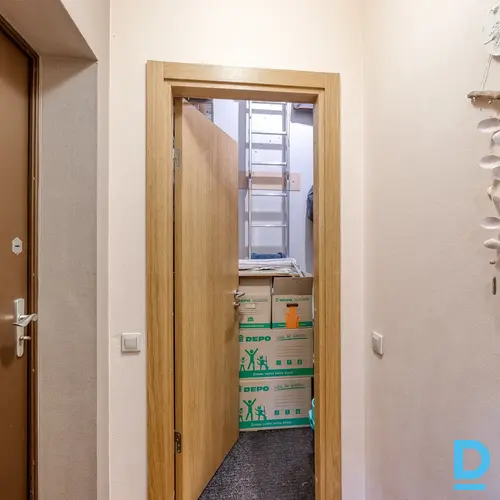 Pārdod dzīvokli Cālīšpurva iela 27 k-1, Baloži, Ķekavas novads, 238m², 4 ist.