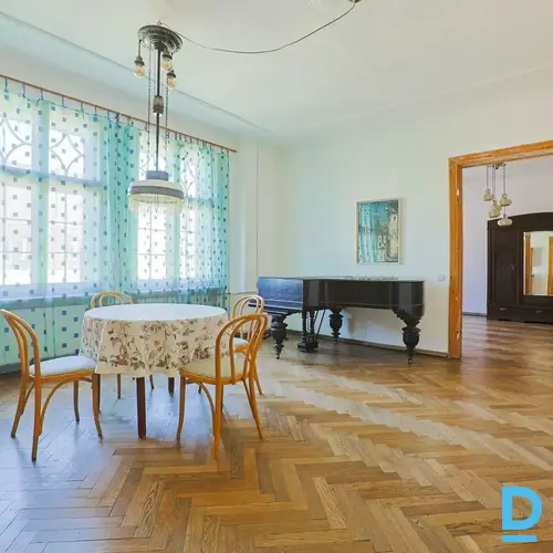 Pārdod dzīvokli Rīga Centrs Pulkv. Brieža 8