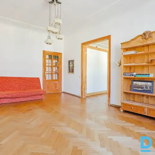 Pārdod dzīvokli Rīga Centrs Pulkv. Brieža 8