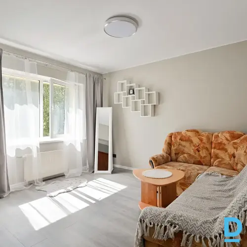 Pārdod dzīvokli Ozolciema iela 20/2