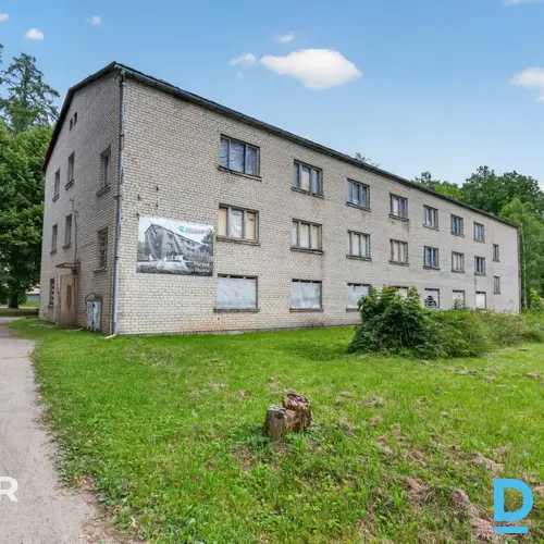 Investīciju objekts Priekuļos - 1228 m² ēka daudzdzīvokļu projekta attīstībai.Īp