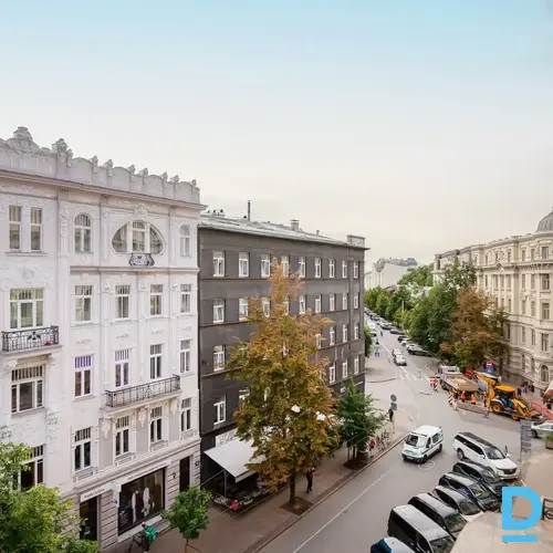 Pārdod dzīvokli Elizabetes iela 35