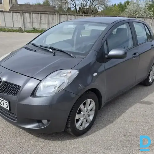 Pārdod Toyota Yaris, 2008
