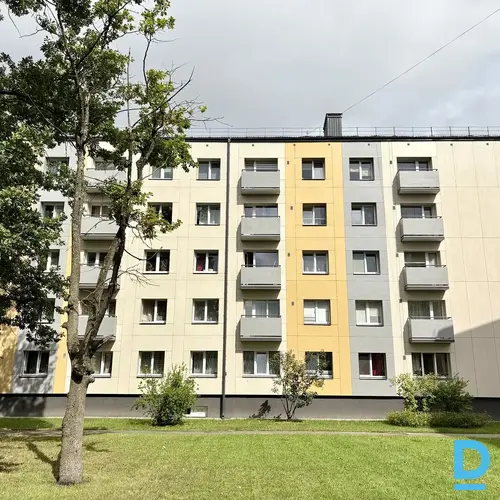 Pārdod dzīvokli Zemgales iela 27