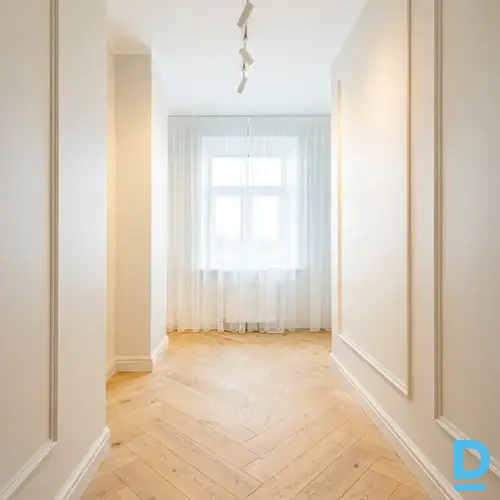Pārdod dzīvokli Rīga Centrs Mīlenbaha 1