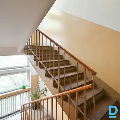 Pārdod dzīvokli Biķernieku iela 77