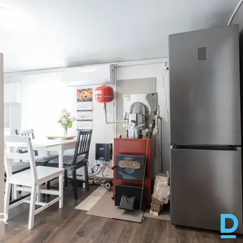 Kompakta ziemas māja ar terasi, palīgēkām un labiekārtotu, sakoptu teritoriju kl