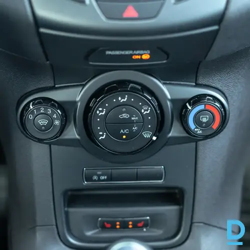 No Vācijas Ford Fiesta 2013. gada 1.0 benzīns No Vācijas Ford Fiesta 2013. gada 1.0 benzīns