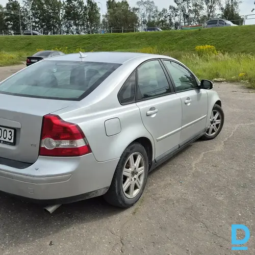 Pārdod Volvo S40,benzīns+gāze Pārdod Volvo S40,benzīns+gāze