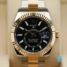Продают Rolex Sky-Dweller