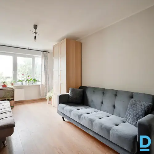 Pārdod dzīvokli Riekstu iela 23