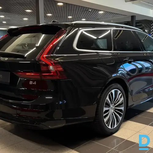 Pārdod Volvo V90 B4, 2.0d, 2021